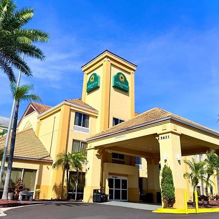 La Quinta By Wyndham Orlando Universal Area - Free Shuttle To Universal Εξωτερικό φωτογραφία