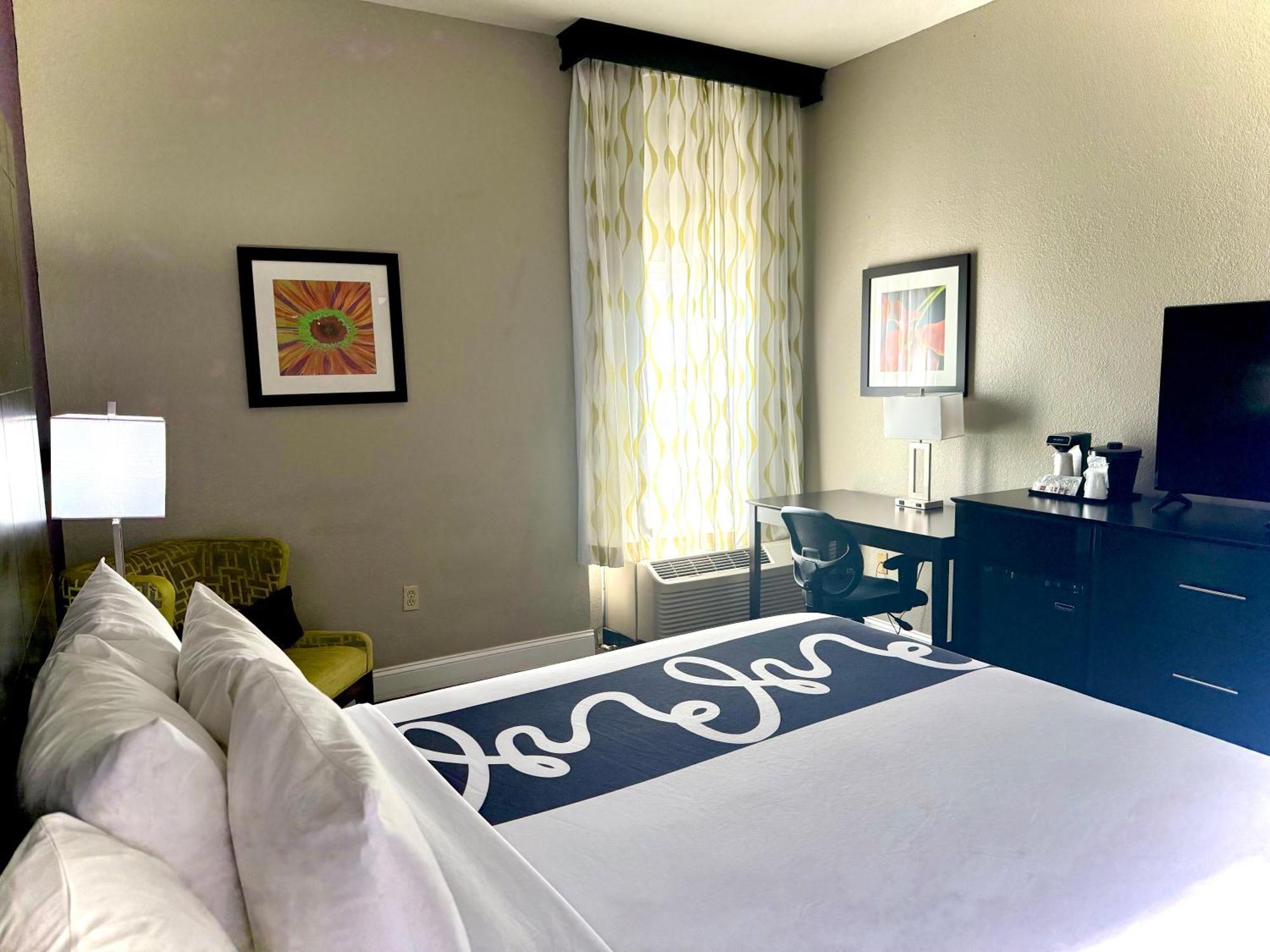 La Quinta By Wyndham Orlando Universal Area - Free Shuttle To Universal Εξωτερικό φωτογραφία