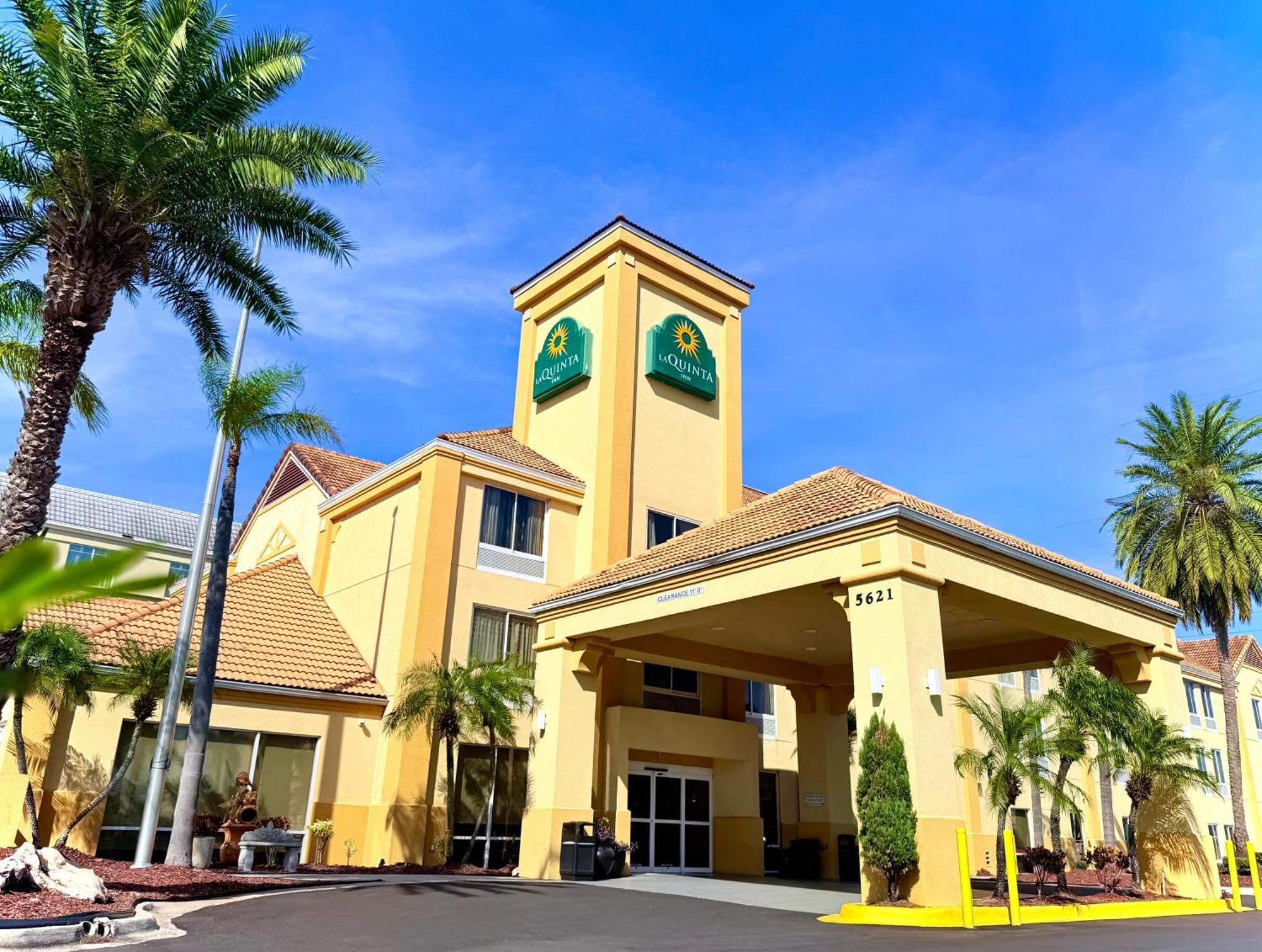 La Quinta By Wyndham Orlando Universal Area - Free Shuttle To Universal Εξωτερικό φωτογραφία