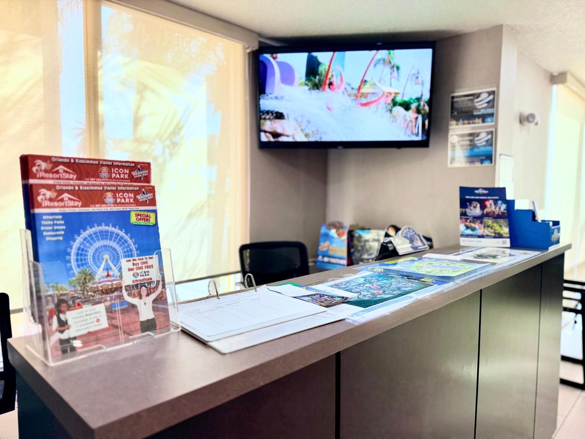La Quinta By Wyndham Orlando Universal Area - Free Shuttle To Universal Εξωτερικό φωτογραφία