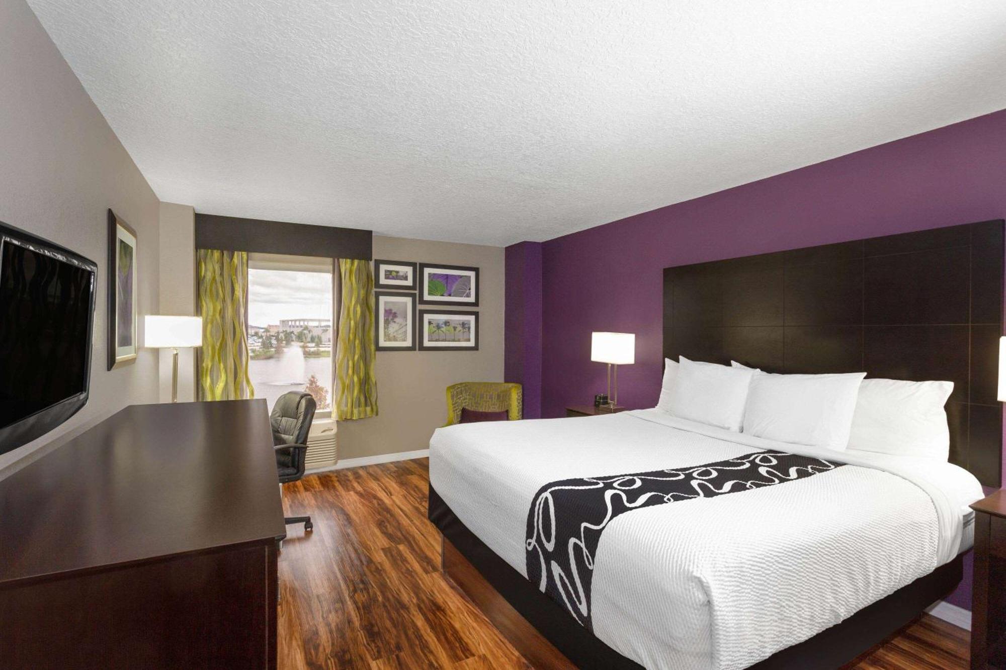 La Quinta By Wyndham Orlando Universal Area - Free Shuttle To Universal Εξωτερικό φωτογραφία
