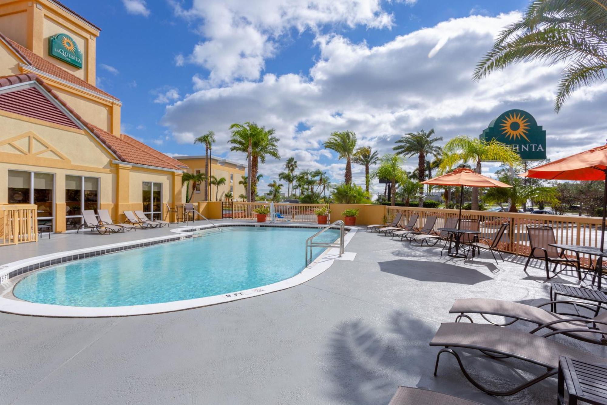 La Quinta By Wyndham Orlando Universal Area - Free Shuttle To Universal Εξωτερικό φωτογραφία