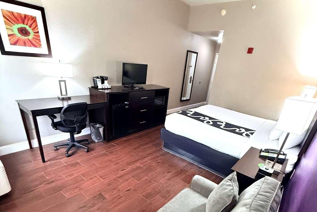 La Quinta By Wyndham Orlando Universal Area - Free Shuttle To Universal Δωμάτιο φωτογραφία